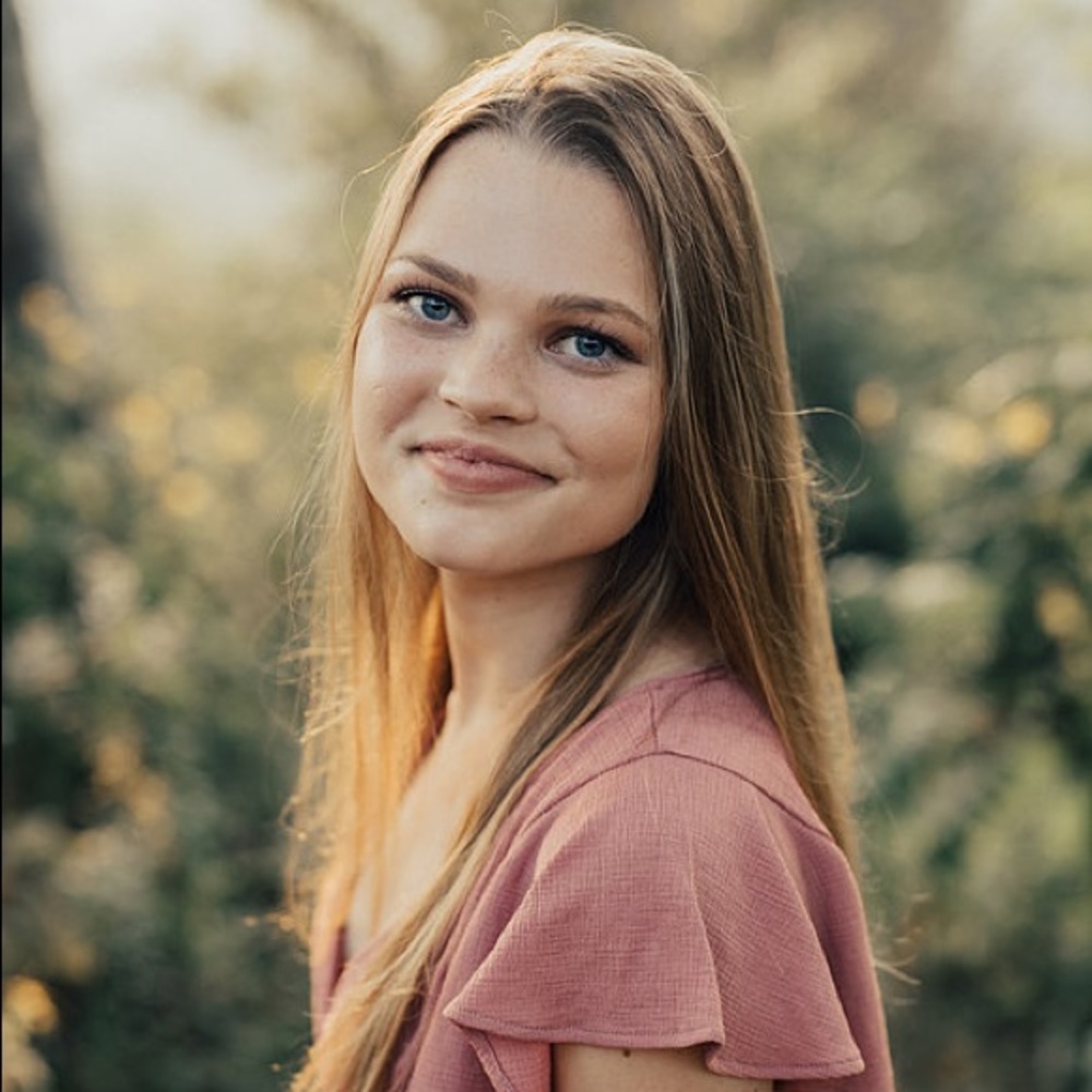 Meet your Posher, Hannah